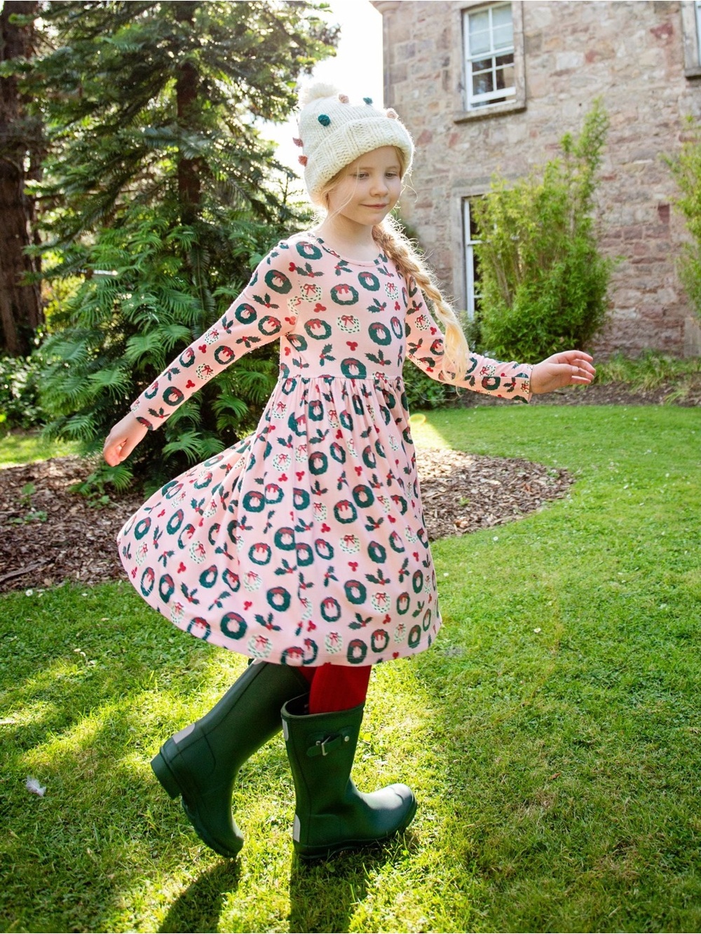 Pink Chicken Bamboo Holiday Steph Dress in Wreaths and Holly Sz 8